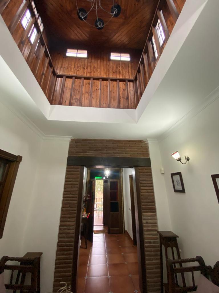 Вилла Casa Albarracin Setenil De Las Bodegas Экстерьер фото