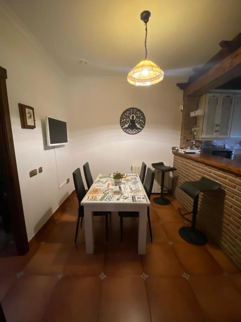 Вилла Casa Albarracin Setenil De Las Bodegas Экстерьер фото